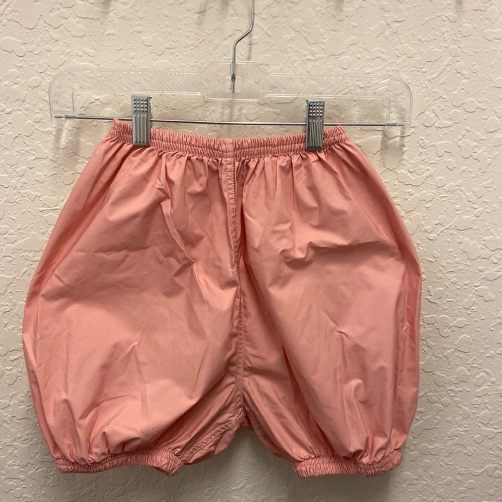 Bullet pointe pink parachute dance shorts size Small